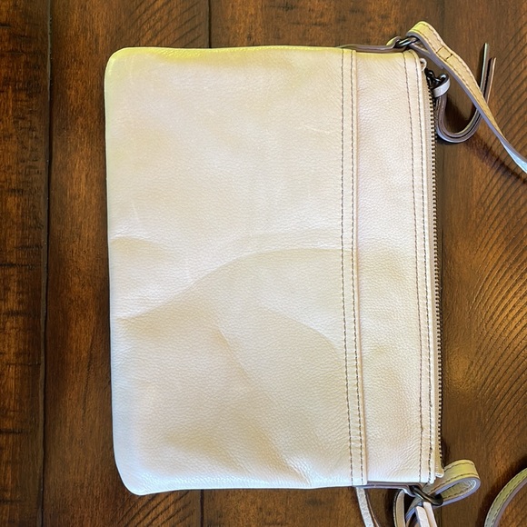 NWOT Margot Nude Pink Leather Crossbody Bag - Picture 3 of 10